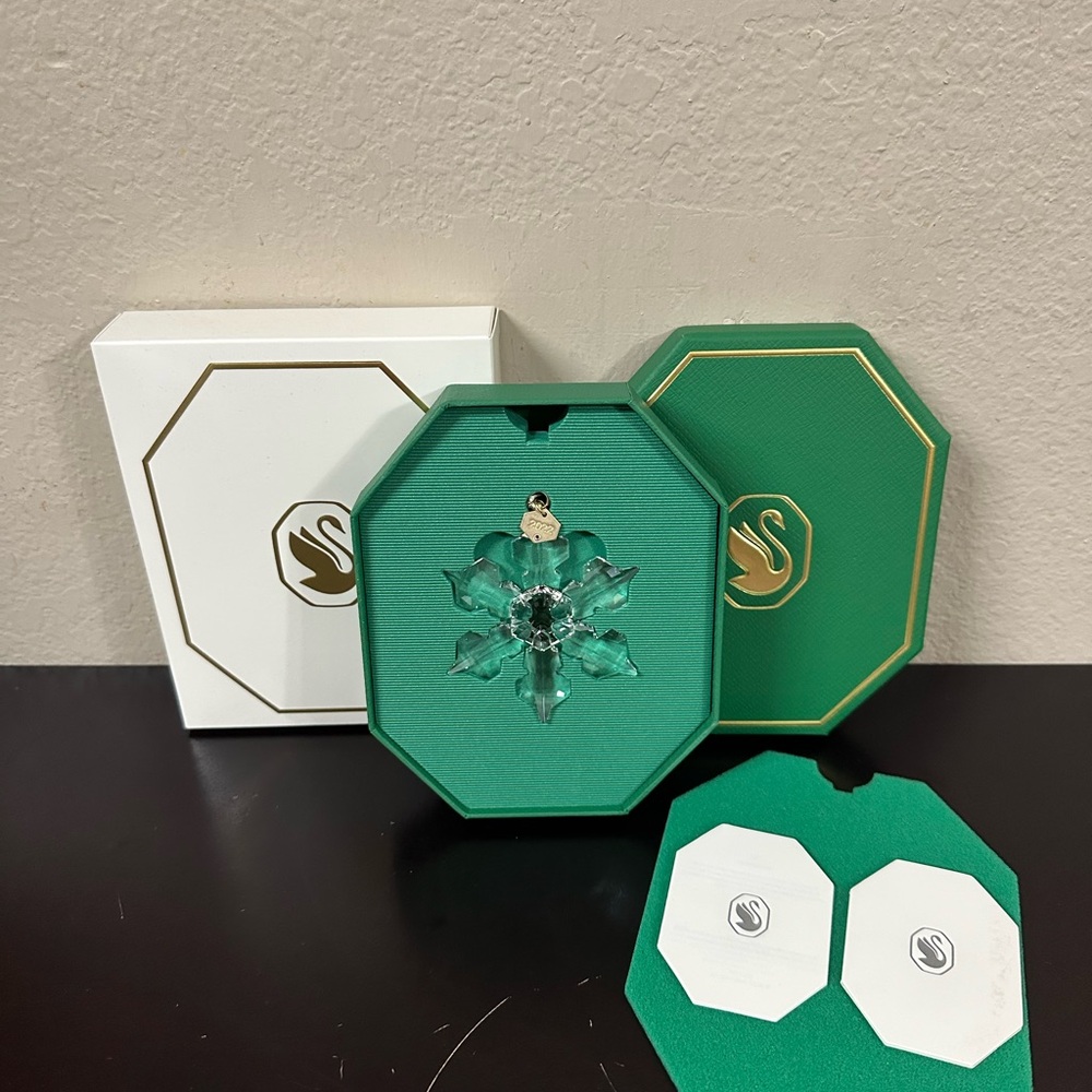 Authentic Swarovski Annual Edition Ornament 2022